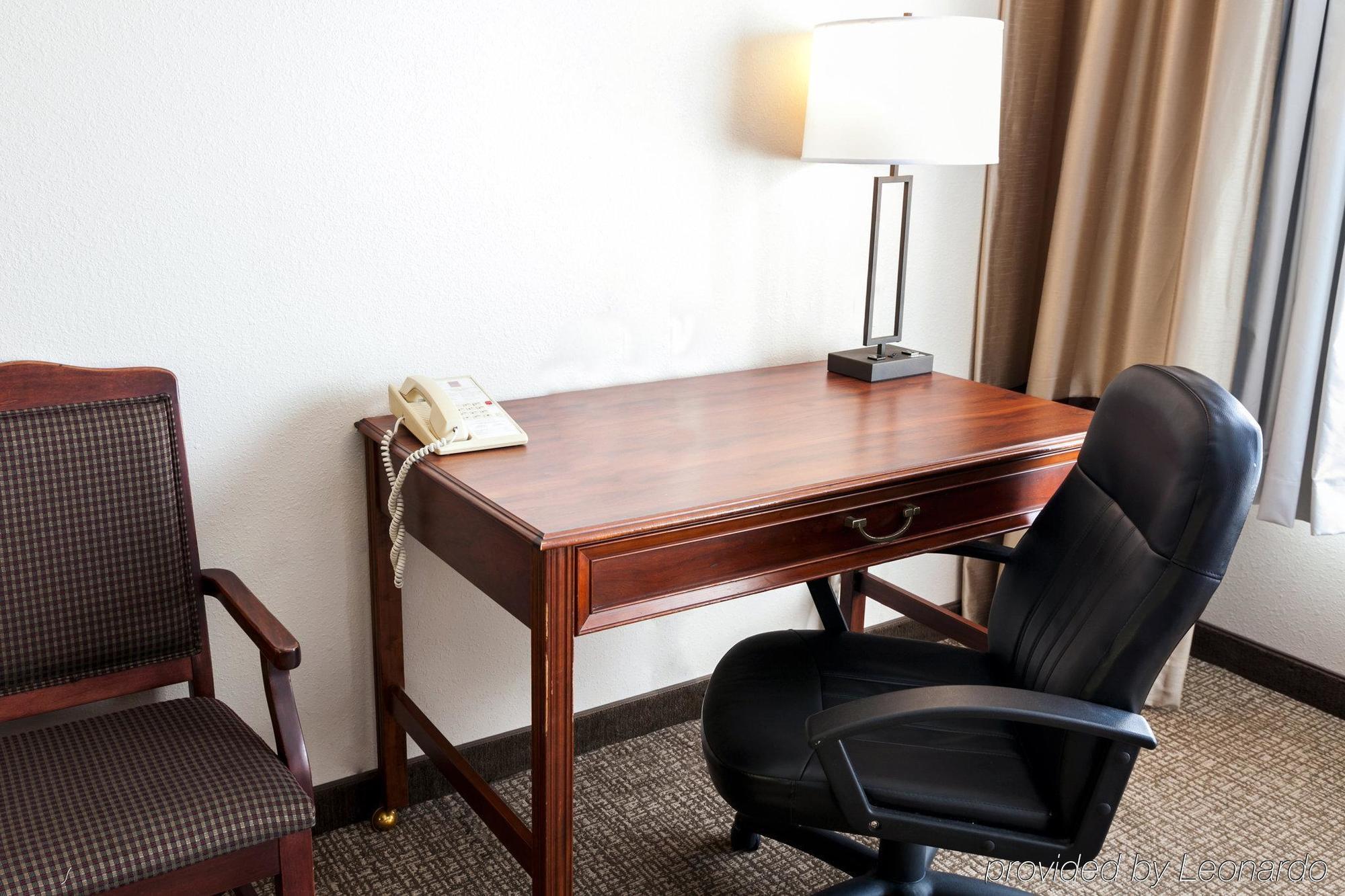 Comfort Suites Grandville - Grand Rapids Sw Bagian luar foto