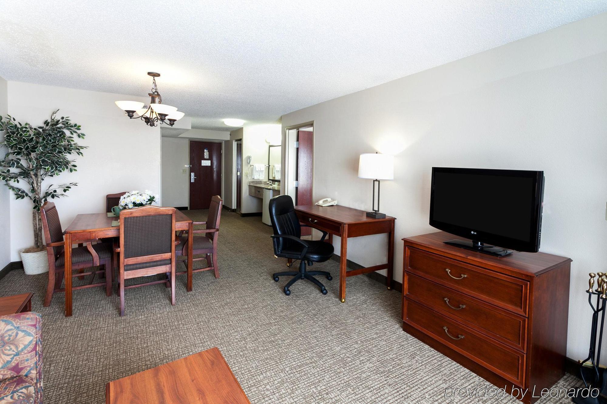 Comfort Suites Grandville - Grand Rapids Sw Bagian luar foto