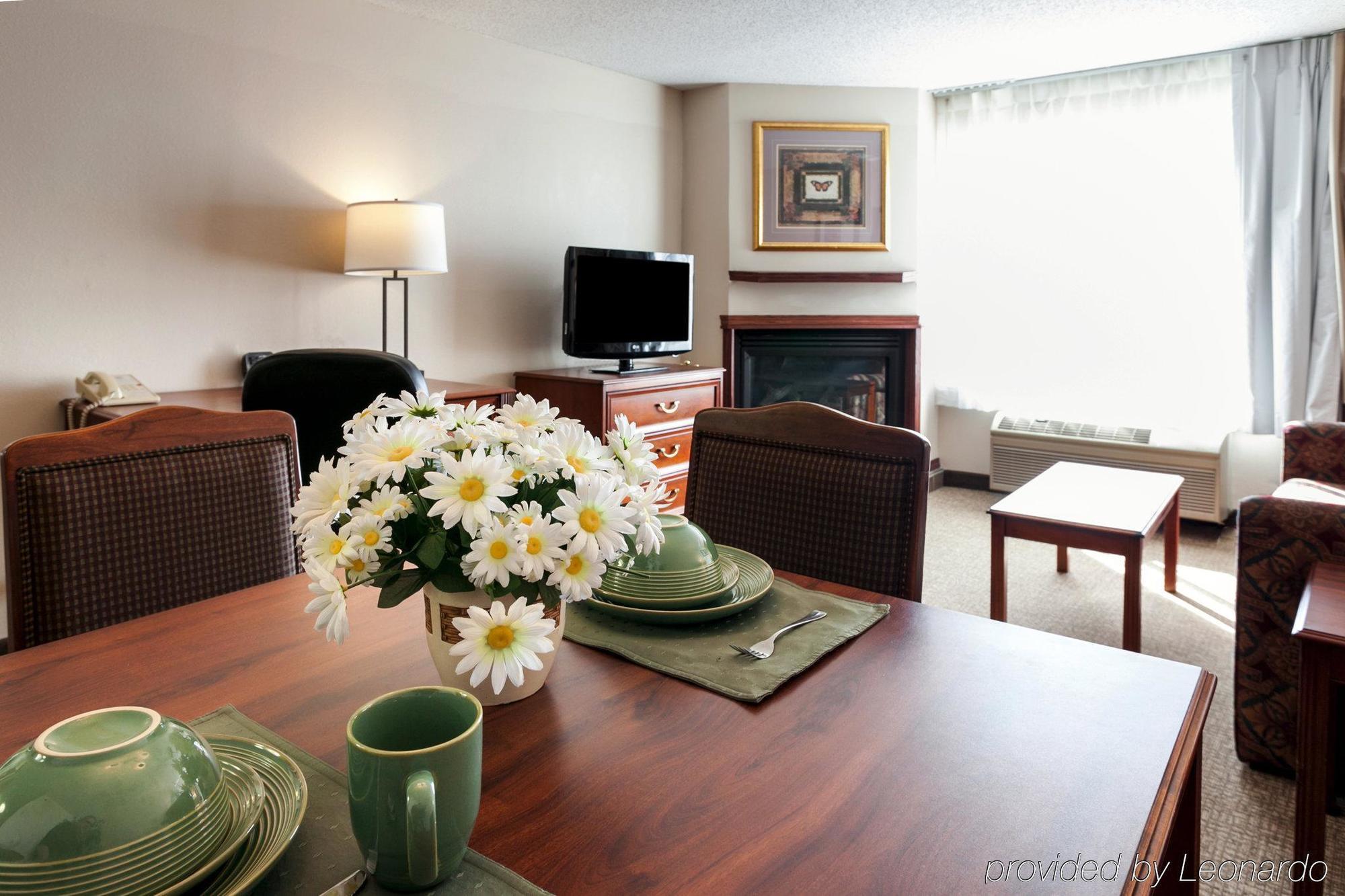 Comfort Suites Grandville - Grand Rapids Sw Bagian luar foto