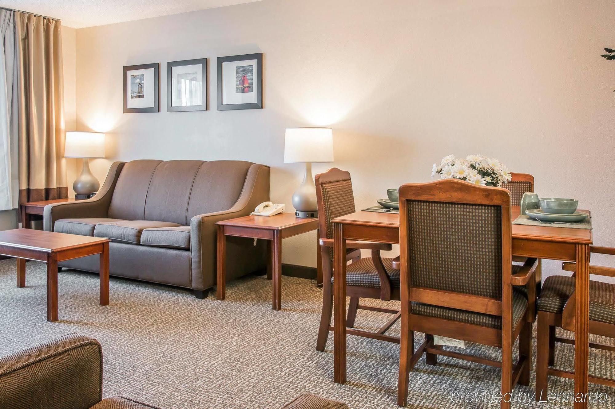 Comfort Suites Grandville - Grand Rapids Sw Bagian luar foto