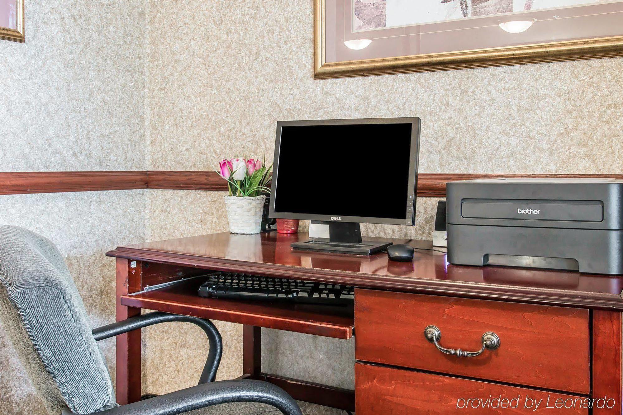 Comfort Suites Grandville - Grand Rapids Sw Bagian luar foto